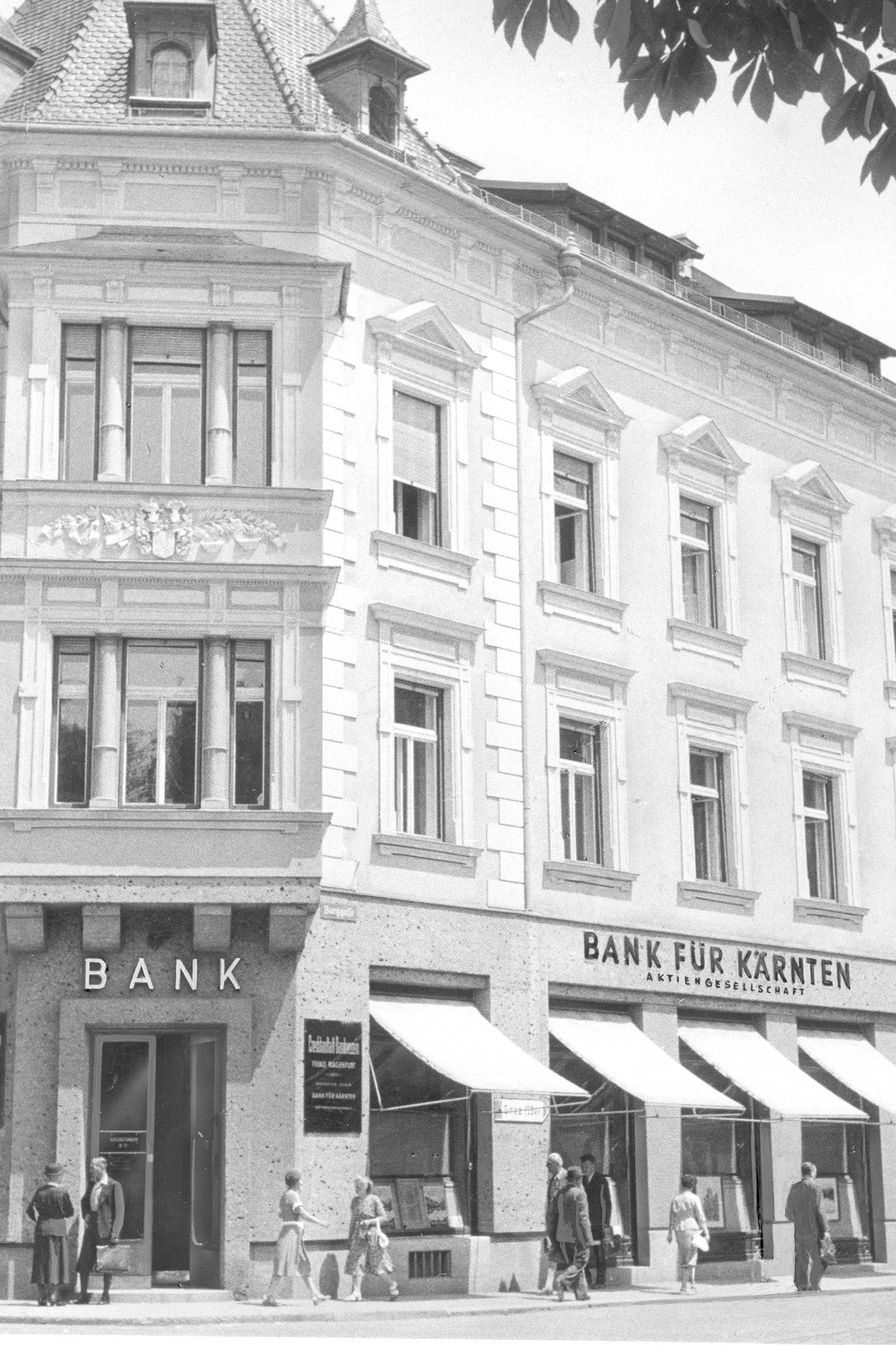 Historická pobočka BKS Bank - tradícia a dôvera po generácie.